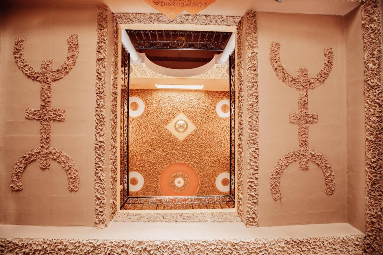 Traditional Riad Merzouga Dunes 外观 照片