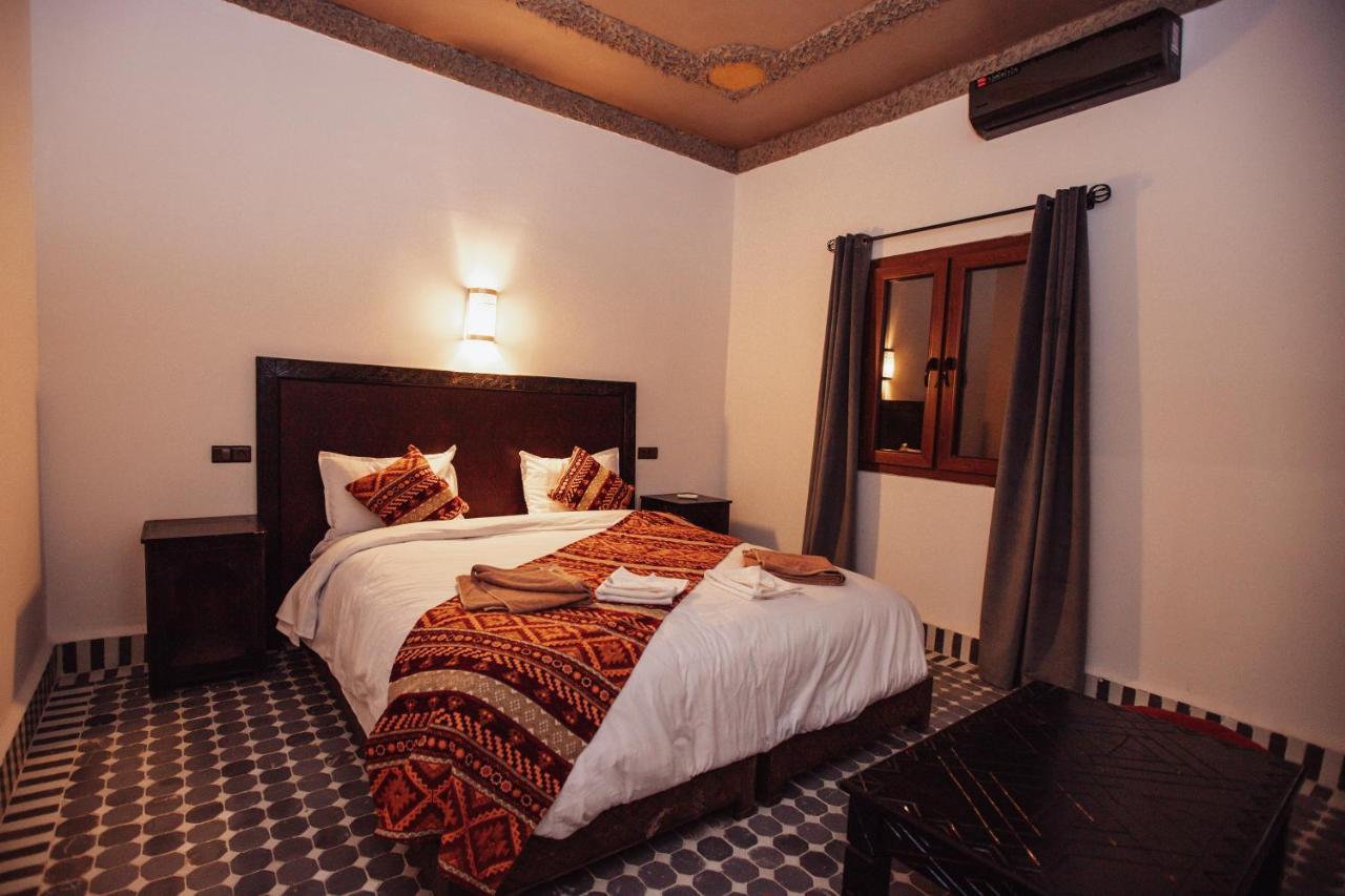 Traditional Riad Merzouga Dunes 外观 照片