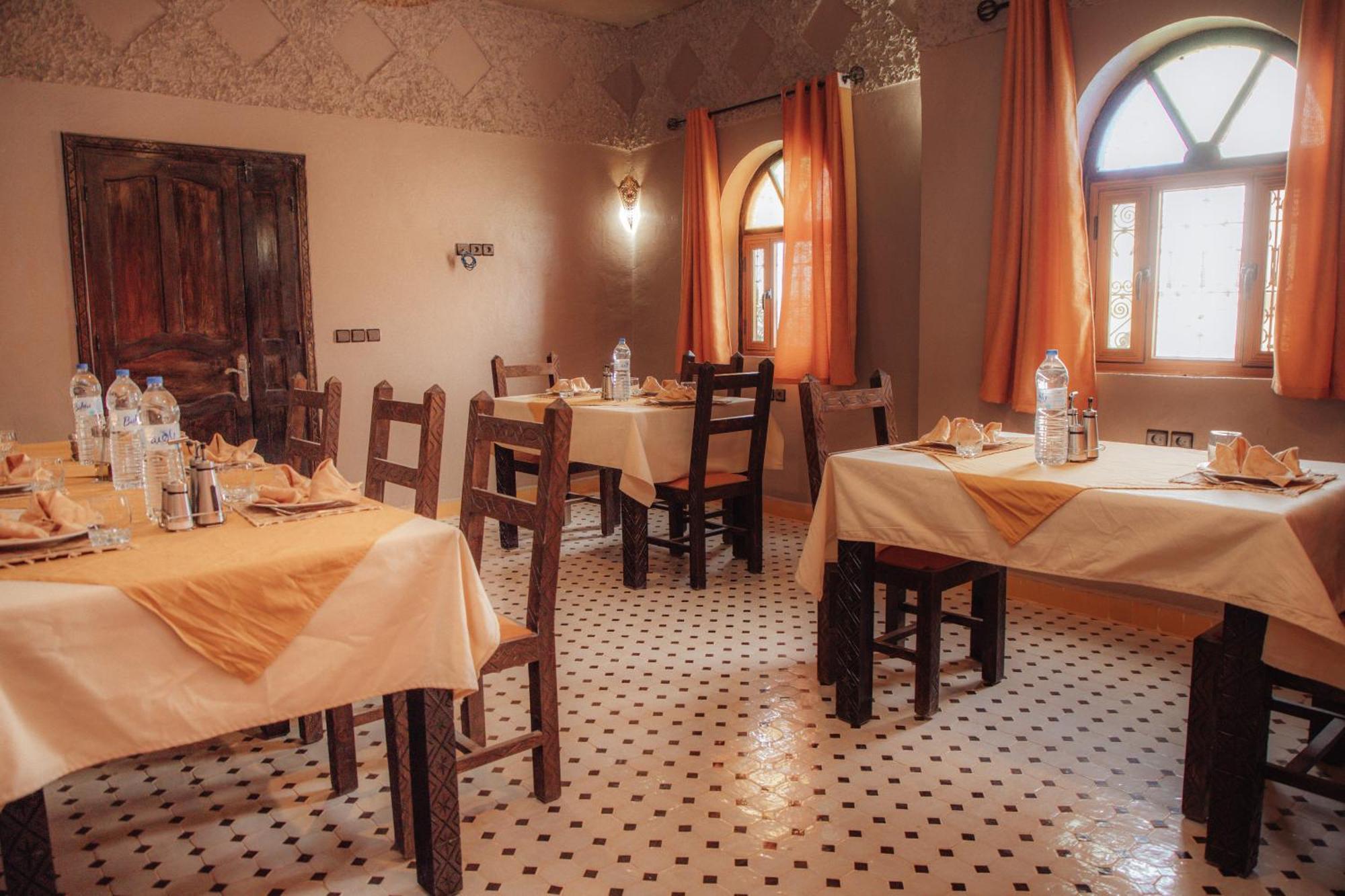 Traditional Riad Merzouga Dunes 外观 照片