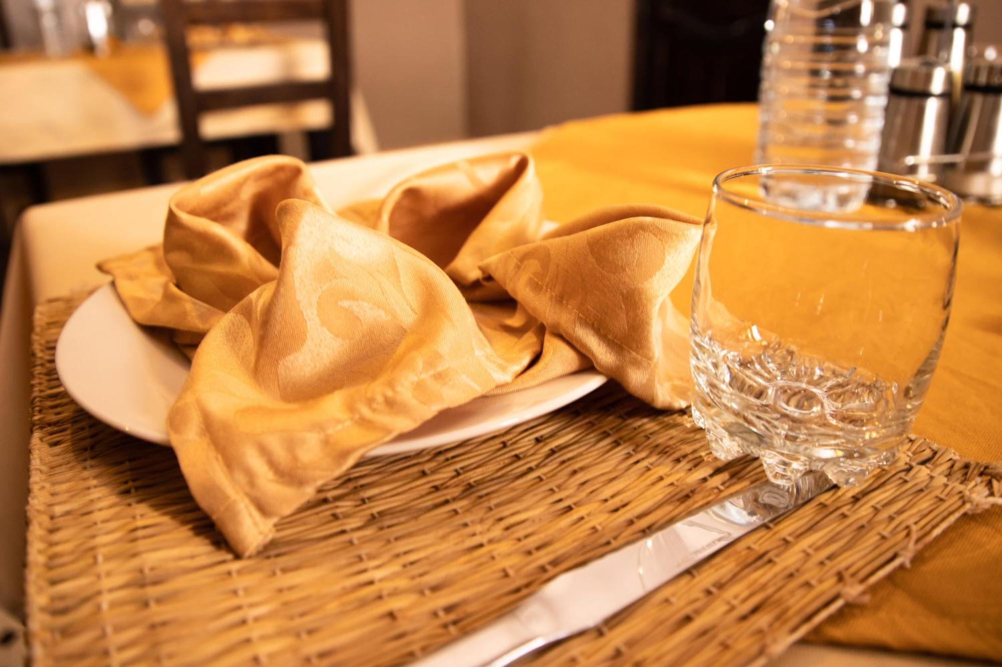 Traditional Riad Merzouga Dunes 外观 照片